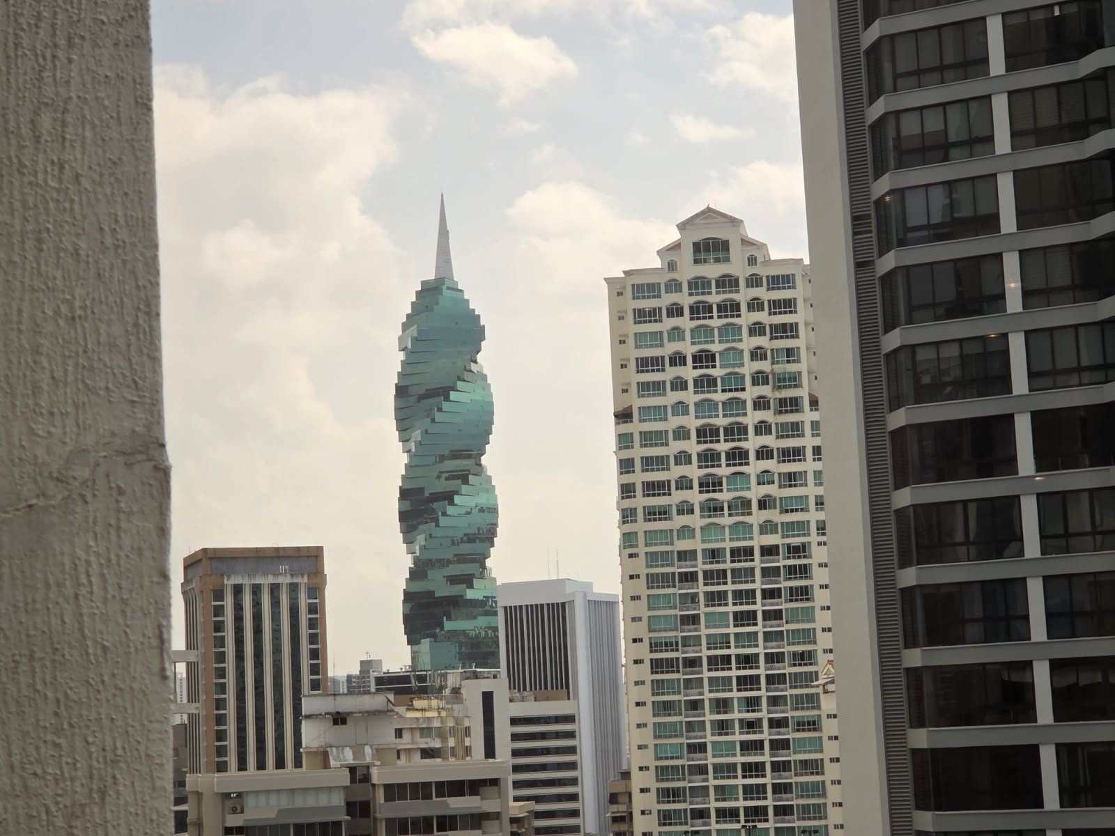 Michael Vater Esq Traveling Lawyer Panama